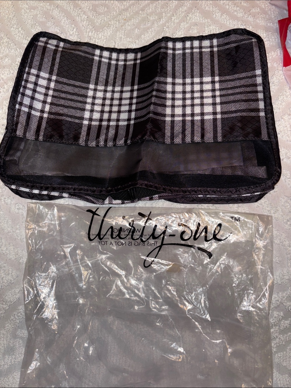 thirty-one Black & White Plaid Folding Organizer